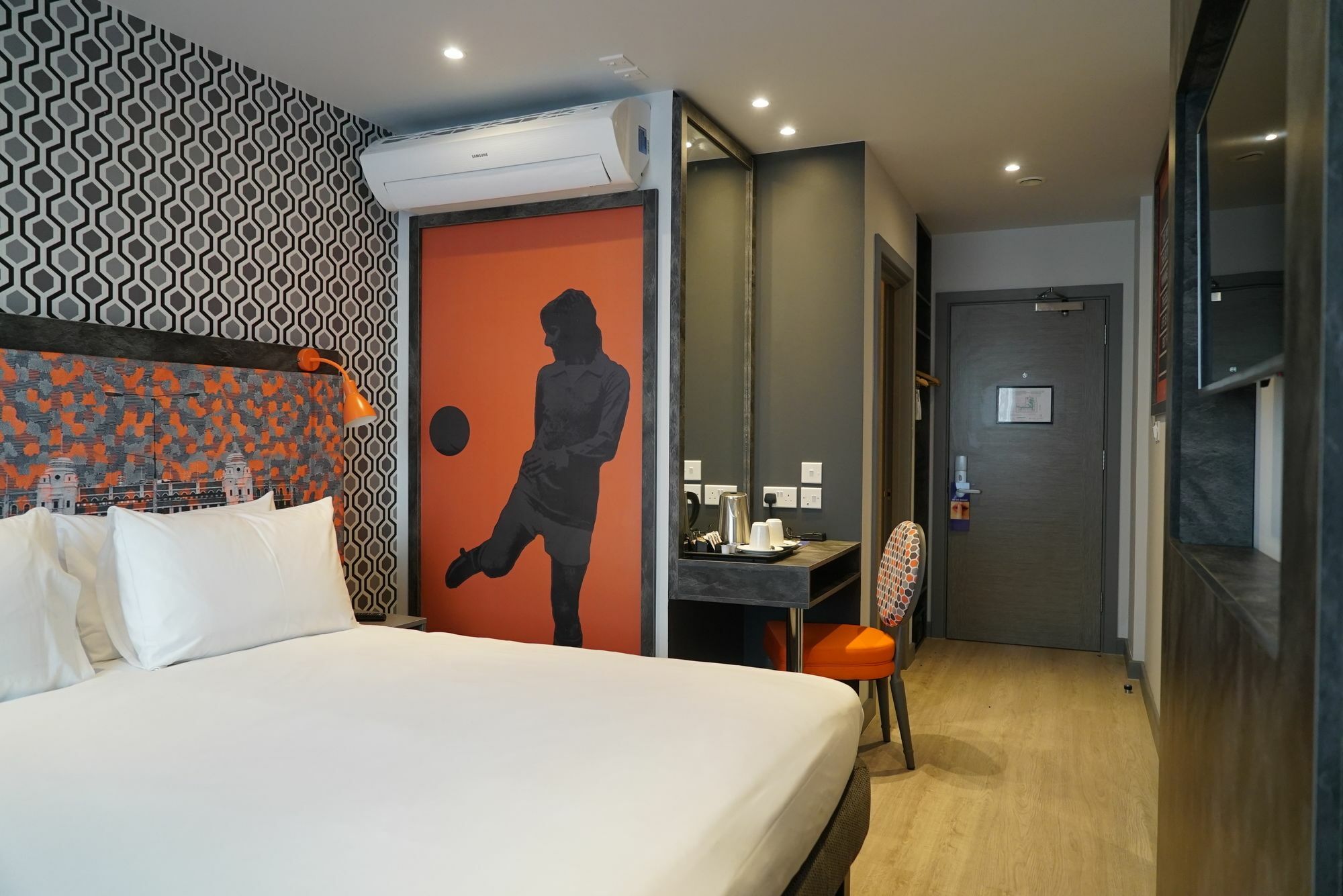 Best Western Plus London Wembley Hotel Eksteriør billede